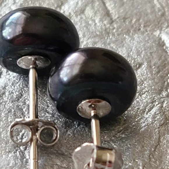 Black Freshwater Pearl Earrings-Stud earrings - Picture 8 of 8
